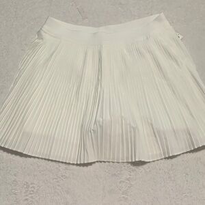 Old Navy White Pleated Mini Skirt
